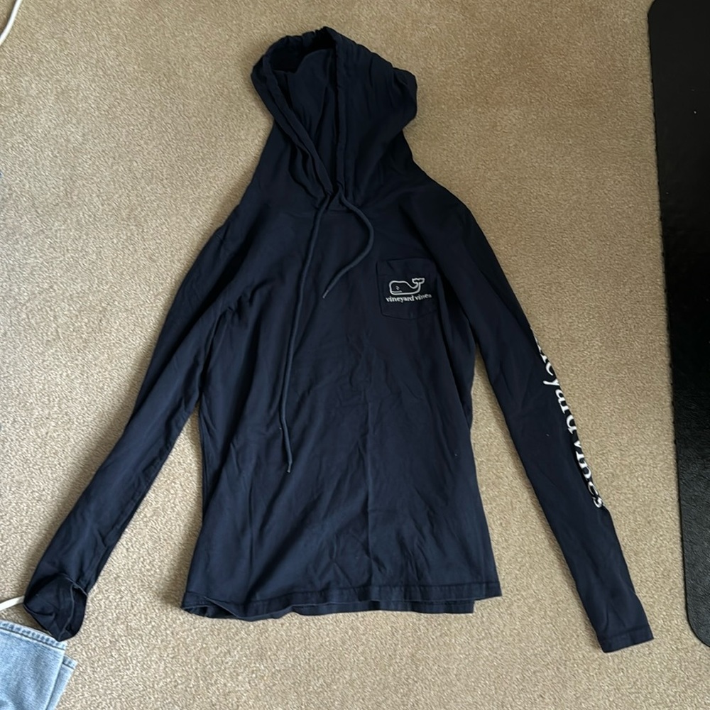 Vineyard Vines navy hooded long sleeve shirt
